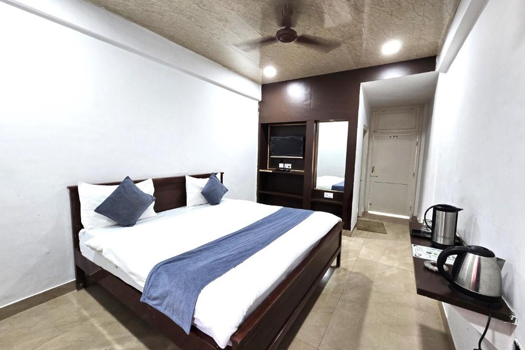Photo of Bedroom in Mount Abu