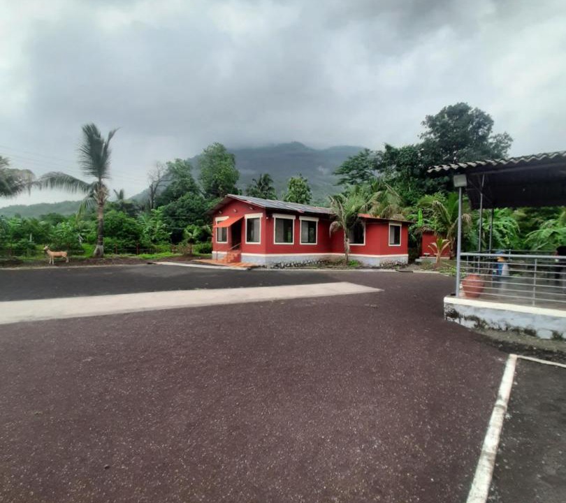 Photo of Others in Pali