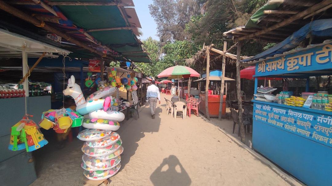 Photo of Others in Kihim