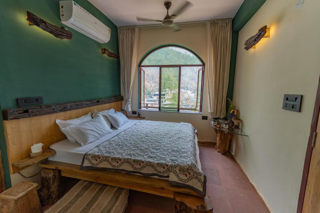 Photo of Bedroom in Tapovan