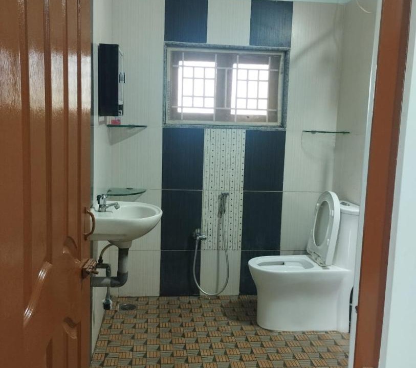 Photo of Bathroom in Vadavalli