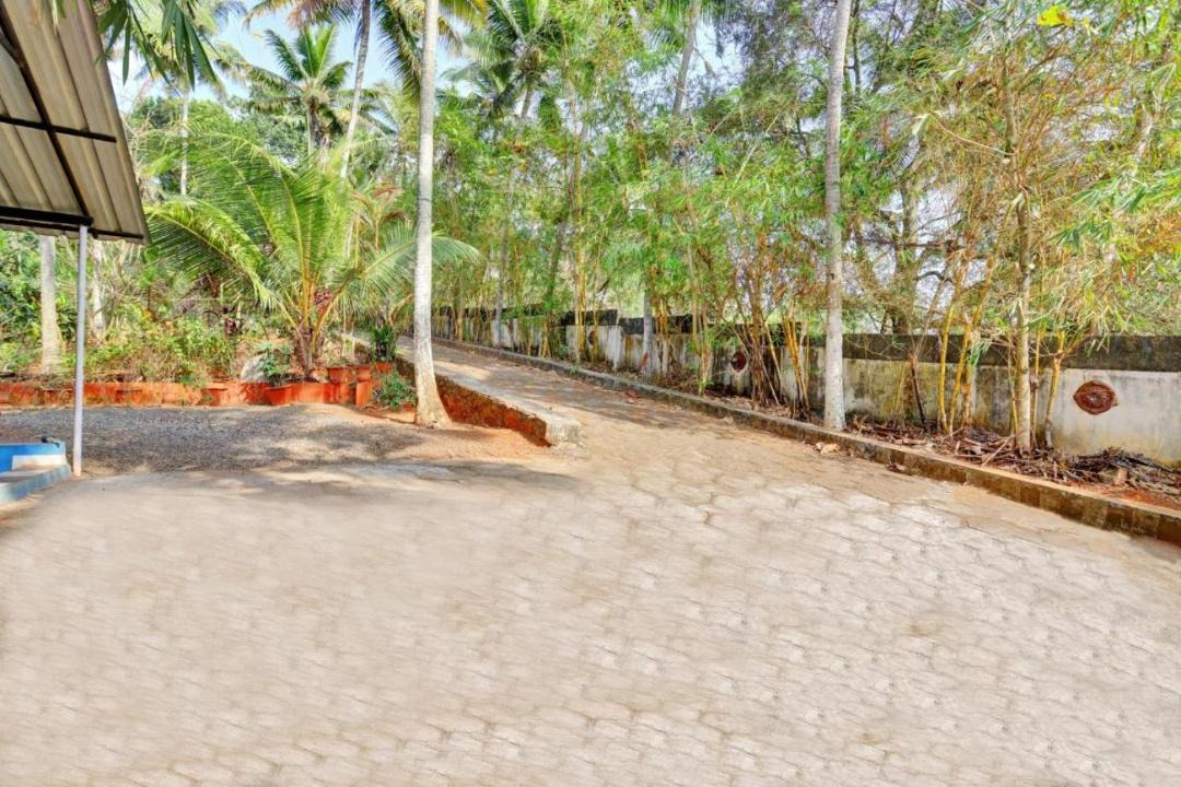 Photo of Others in Poovar