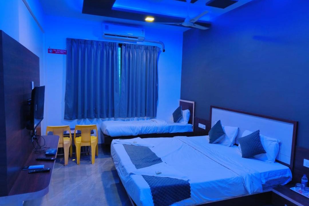 Photo of Bedroom in Akalkot