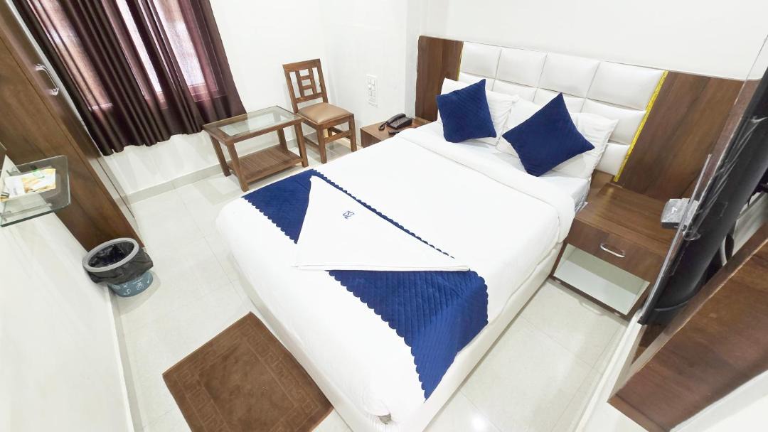 Photo of Bedroom in Warangal