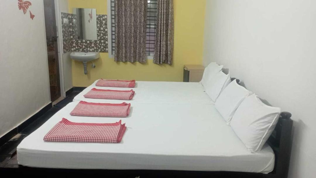 Photo of Bedroom in Beltangadi