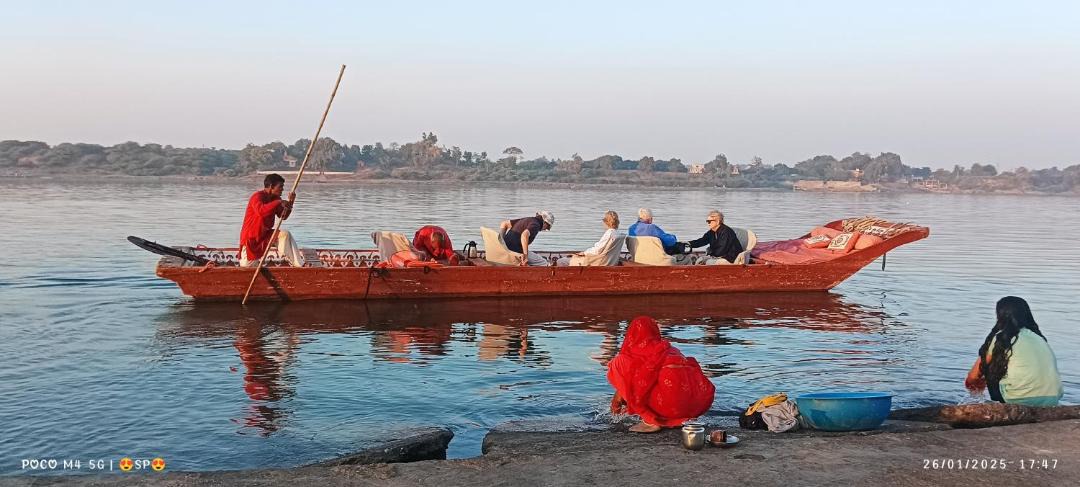 Photo of Human In Picture in Kasrawad
