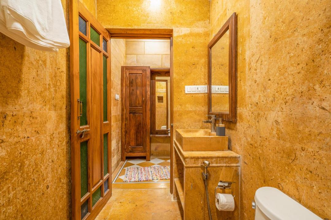 Photo of Bathroom in Amar Sagar Pol