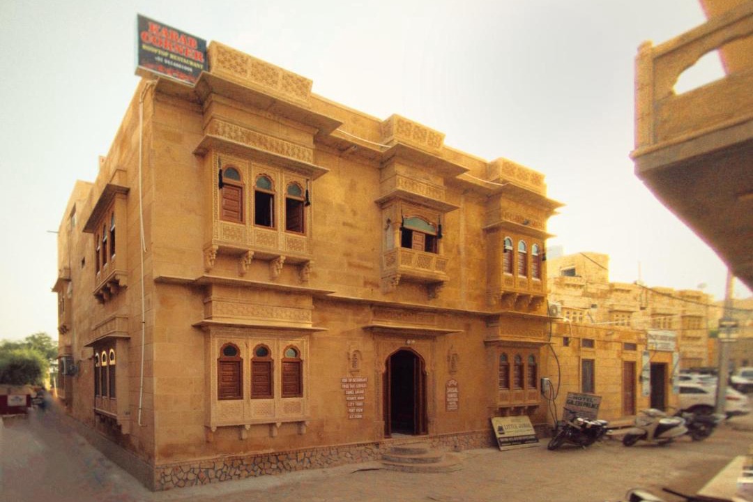 Photo of Buildings in Amar Sagar Pol