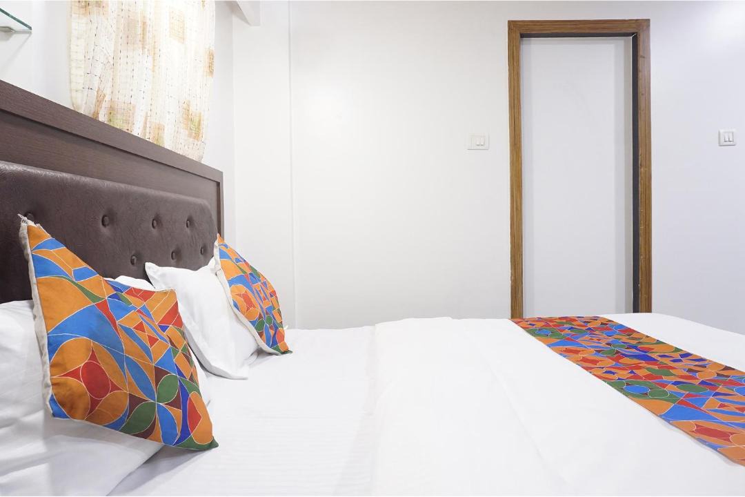 Photo of Bedroom in Karve Nagar