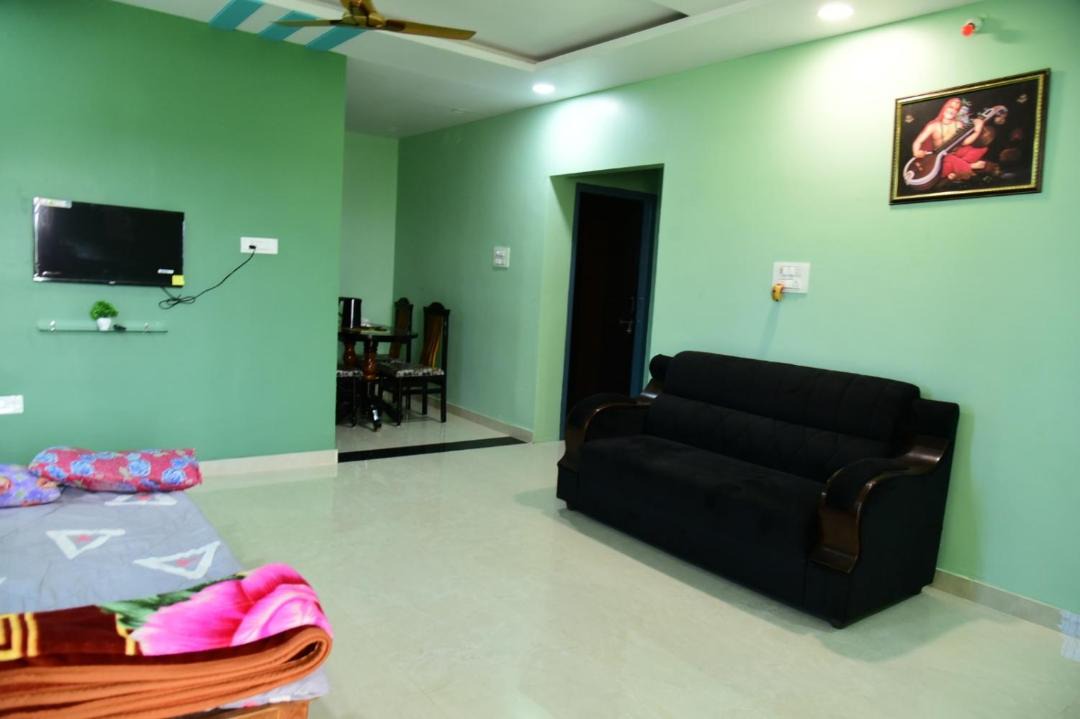 Photo of Livingroom in Adoni