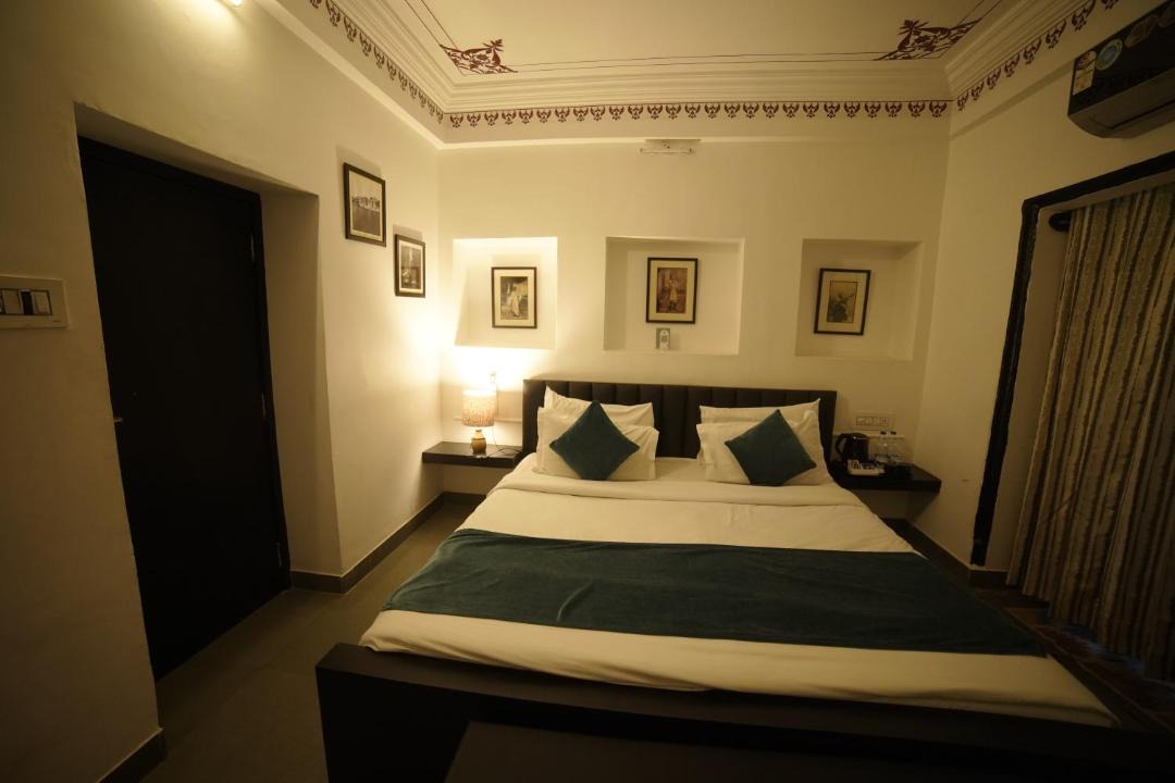 Photo of Others in Udaipur