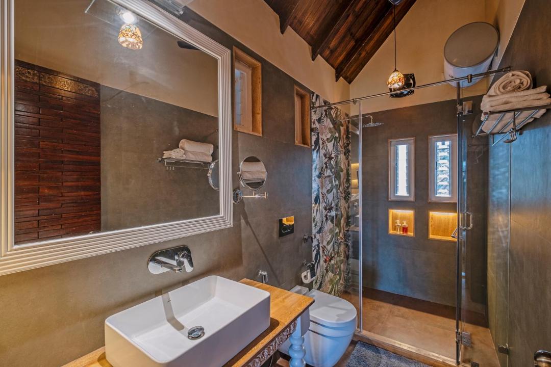 Photo of Bathroom in Candolim