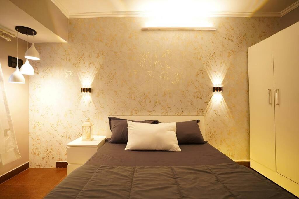 Photo of Bedroom in Jogeshwari West