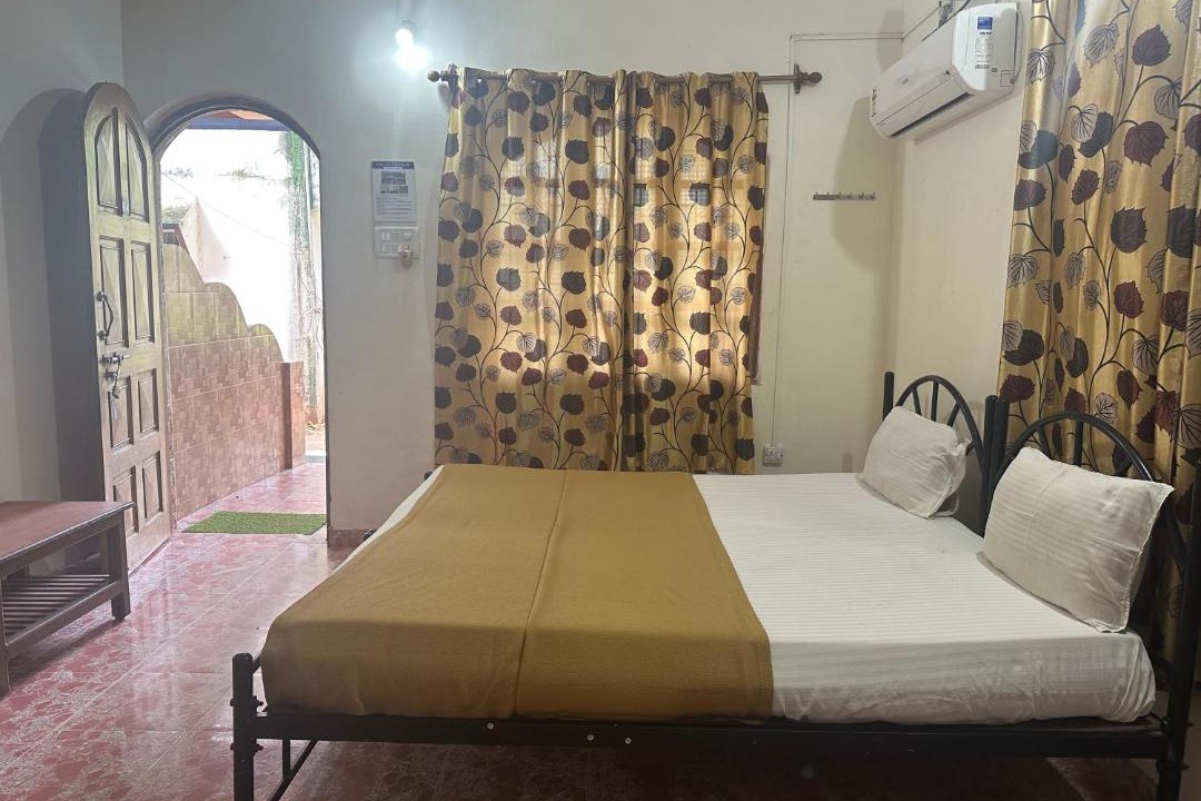 Photo of Bedroom in Calangute