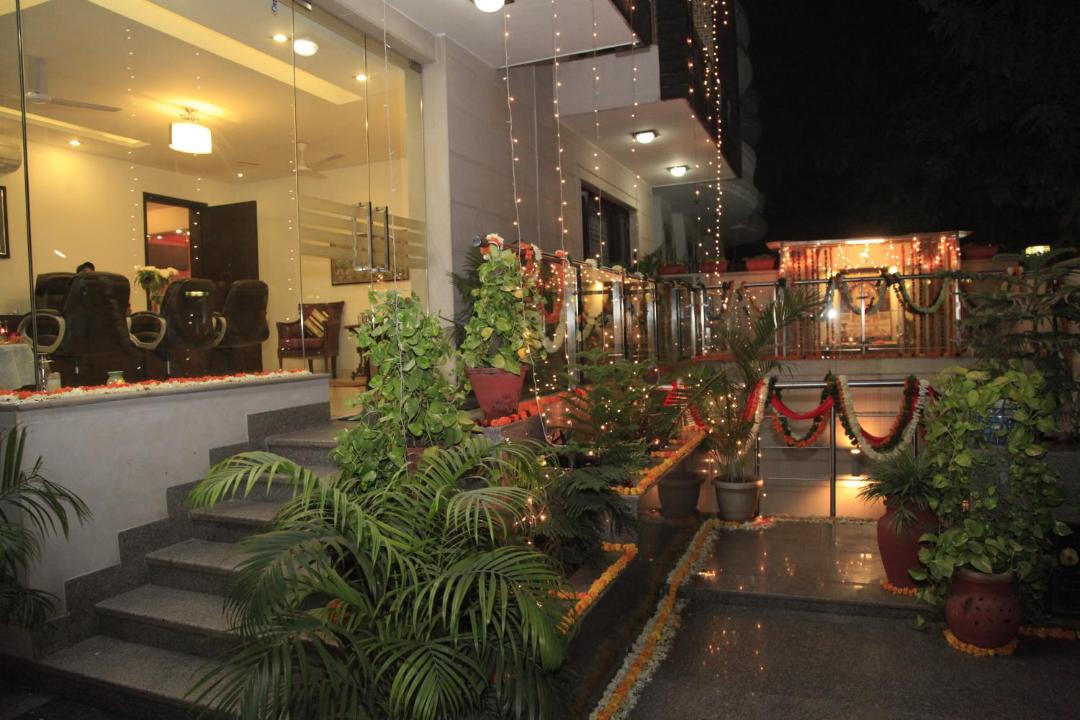 Photo of Others in DLF City