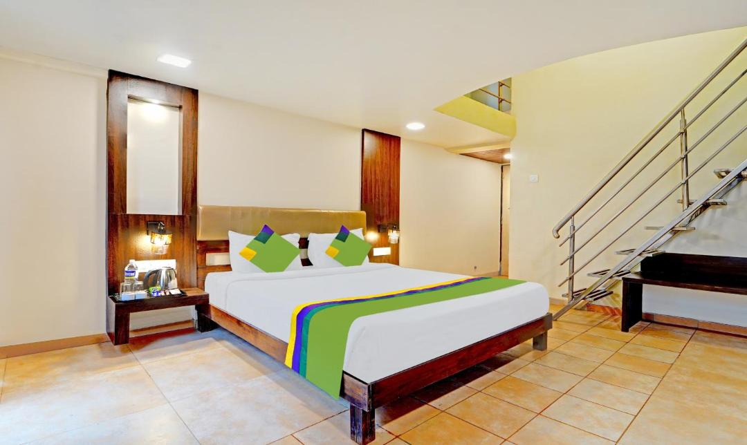 Photo of Bedroom in Mahabaleshwar