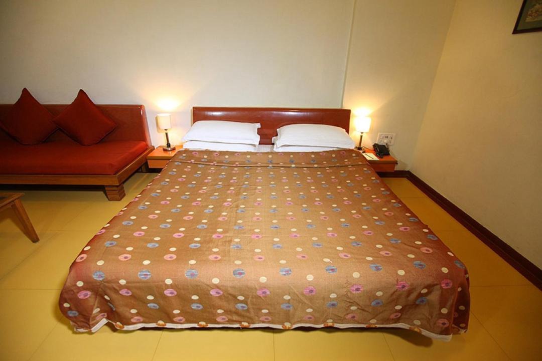 Photo of Bedroom in Saputara
