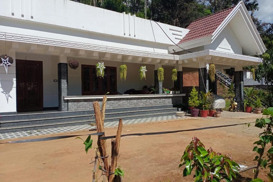 Photo of Buildings in Devikolam