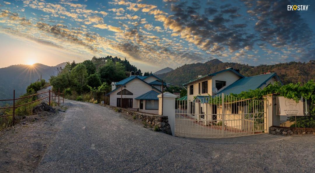 Photo of Buildings in Nainital