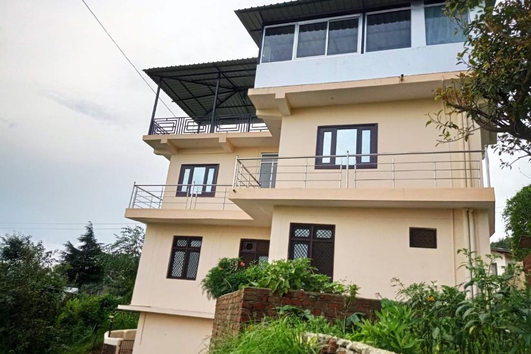 Photo of Buildings in Bhimtal