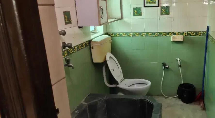 Photo of Bathroom in Tallital