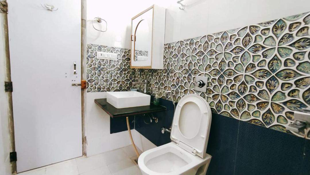 Photo of Bathroom in Abu Road