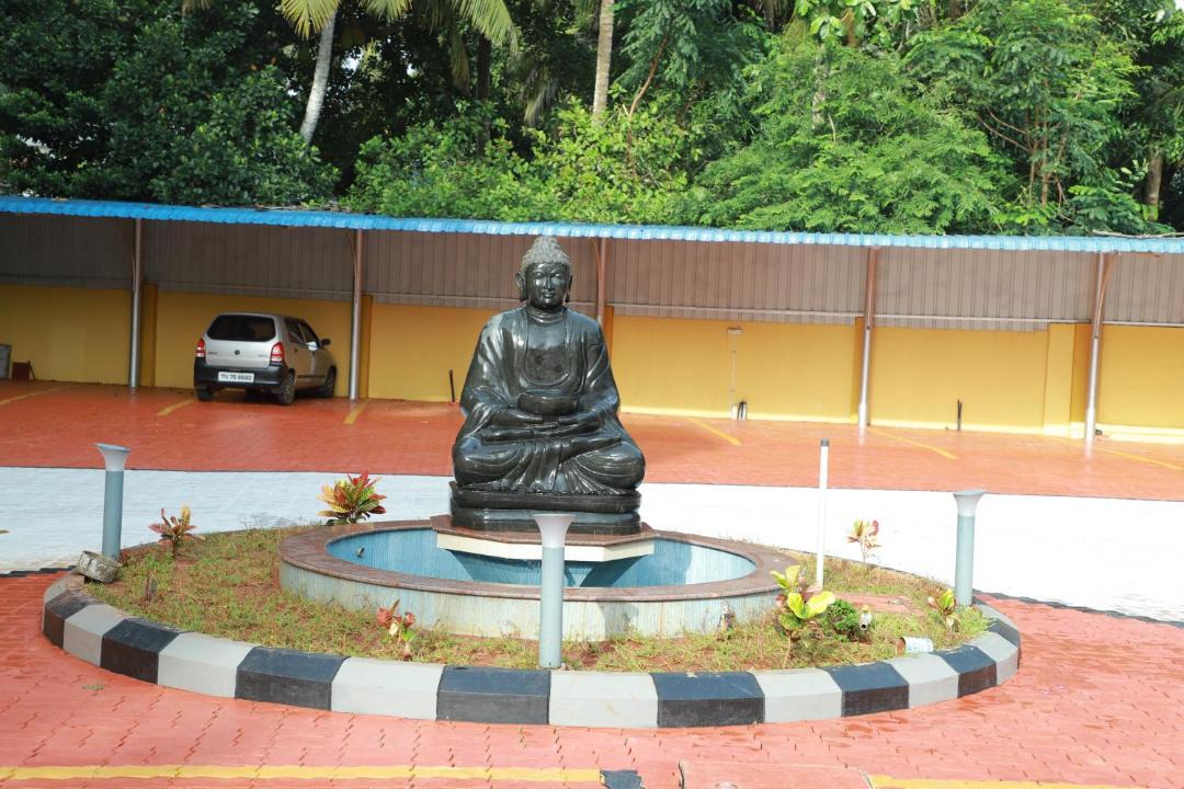 Photo of Others in Muttom