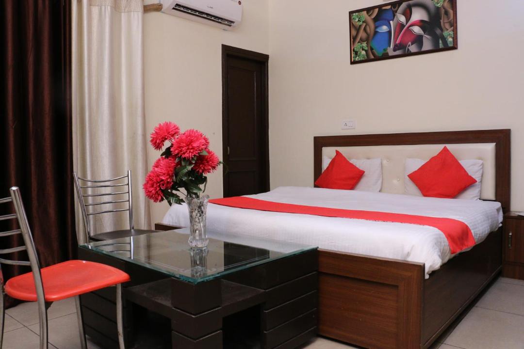 Photo of Bedroom in Zirakpur