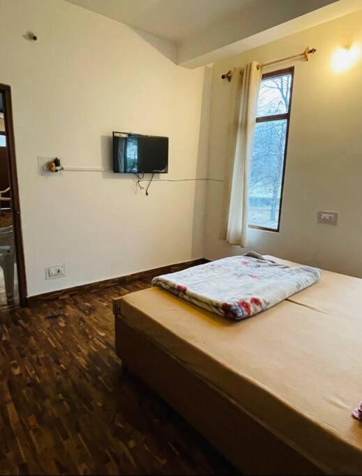 Photo of Bedroom in Manali