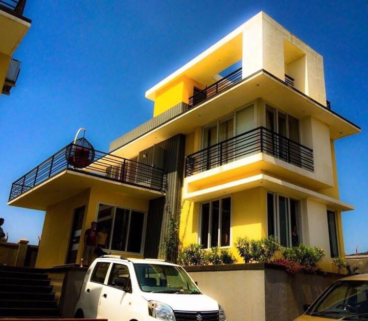 Photo of Buildings in Igatpuri