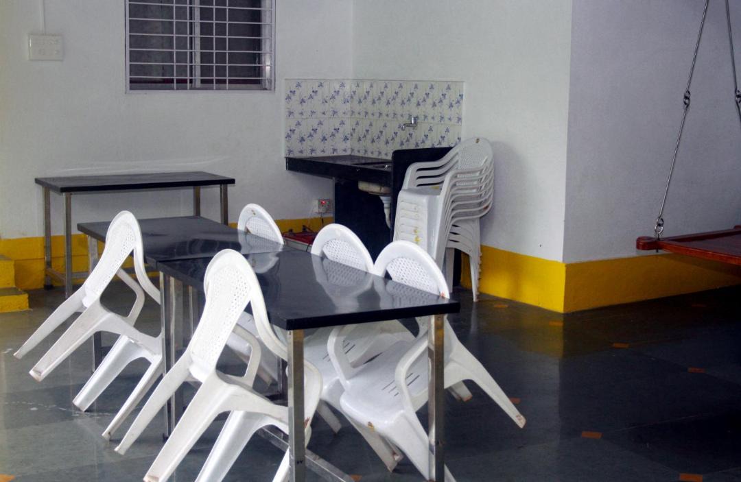 Photo of Livingroom in Diveagar