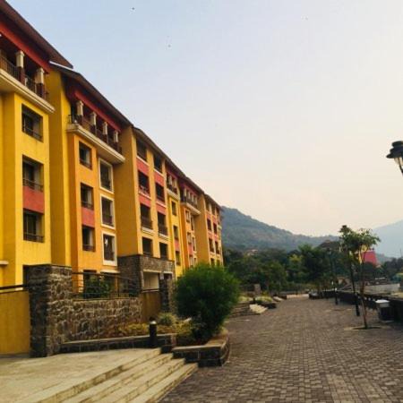 Photo of Buildings in Lavasa