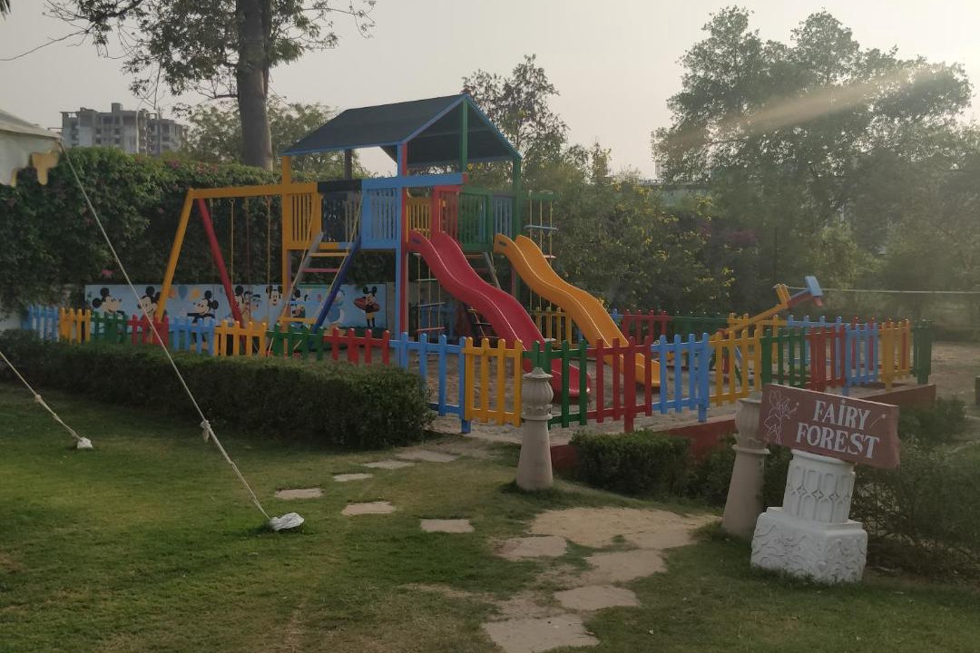 Photo of Others in Taj Ganj