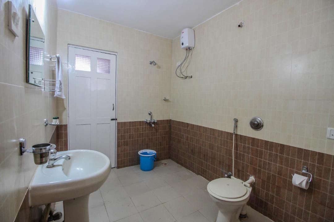 Photo of Bathroom in Sernabatim