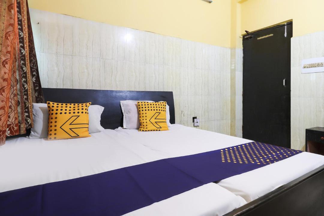 Photo of Bedroom in Charbagh