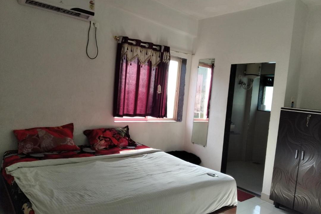 Photo of Bedroom in Mahabaleshwar