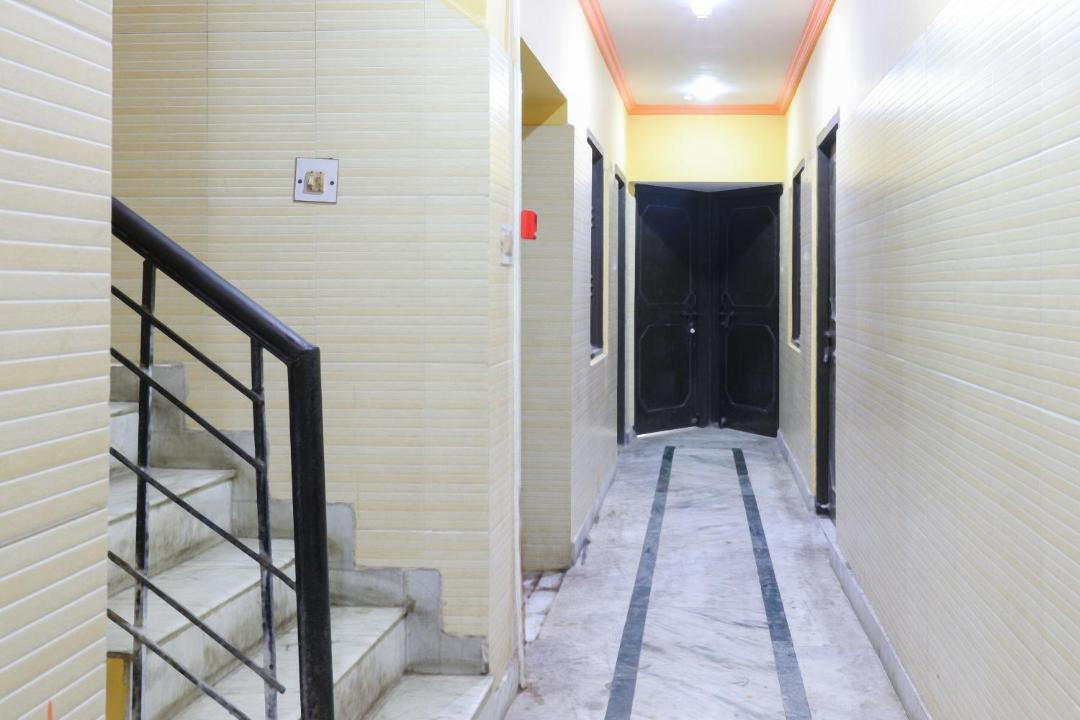 Photo of Bedroom in Charbagh