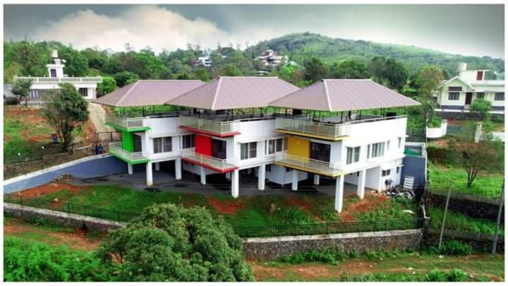 Photo of Buildings in Vagamon