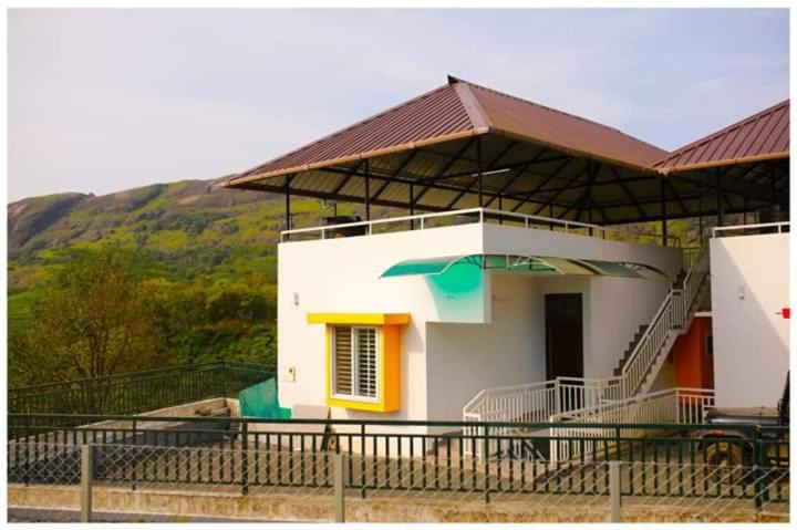 Photo of Buildings in Vagamon