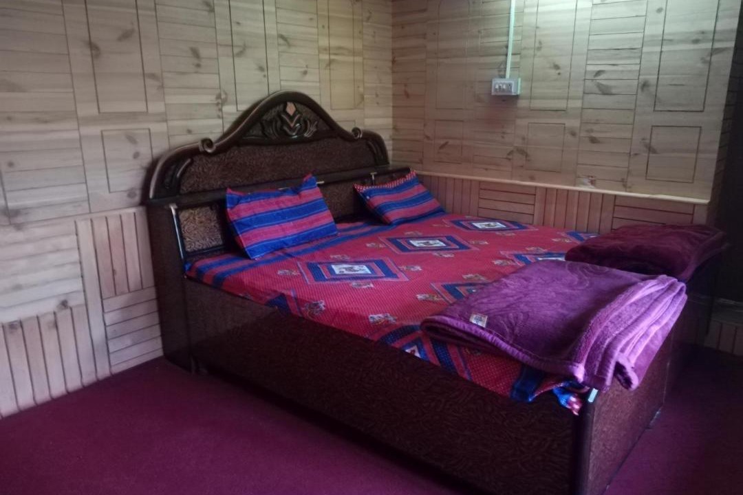 Photo of Bedroom in Kullu