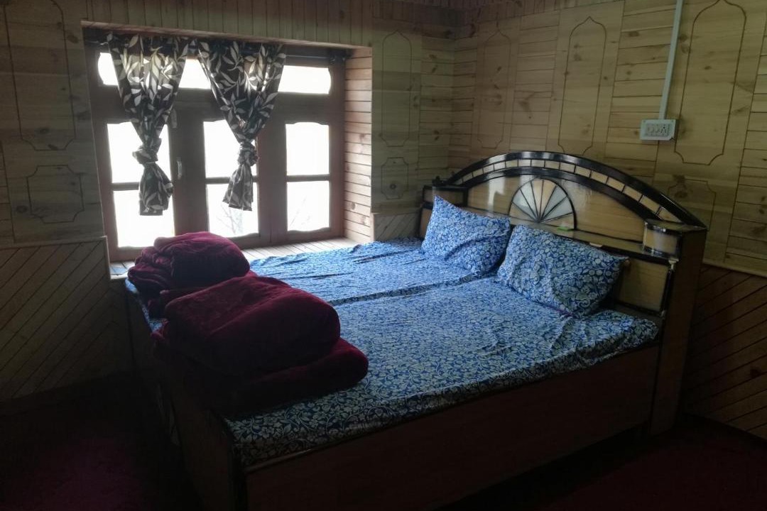 Photo of Bedroom in Kullu