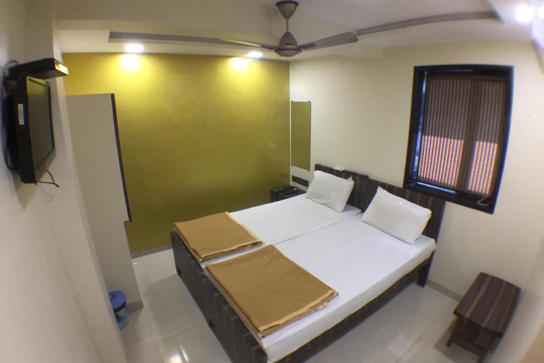 Photo of Bedroom in Malad East