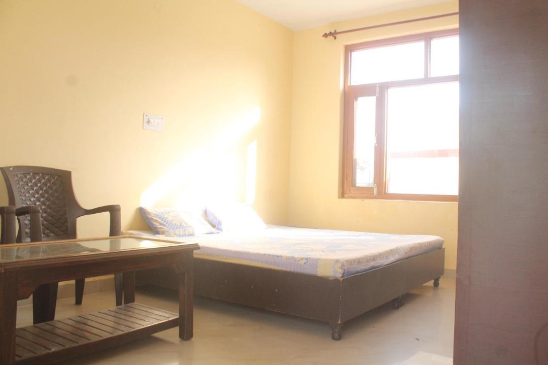 Photo of Bedroom in Naddi