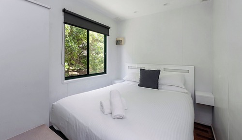 Standard Cabin - Sleeps 6