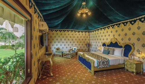Luxury Tent, 1 Queen Bed, Private Bathroom, Garden View