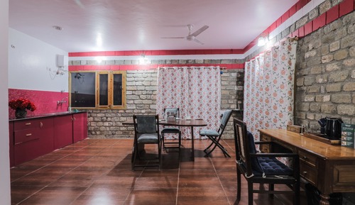 Sirmur Suite