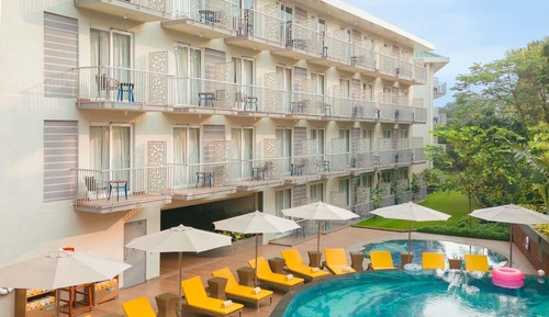 Premier Room, 1 Queen Bed, Pool View