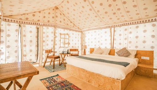 Deluxe Tent