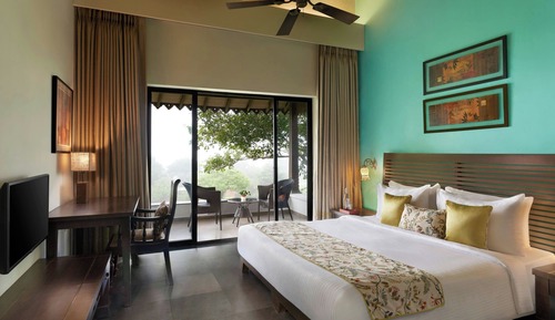 Cottage, 1 King Bed, Mountain View