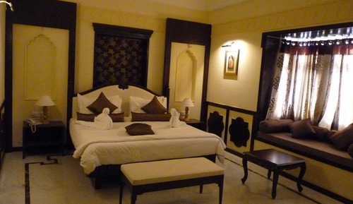 Apartment suite